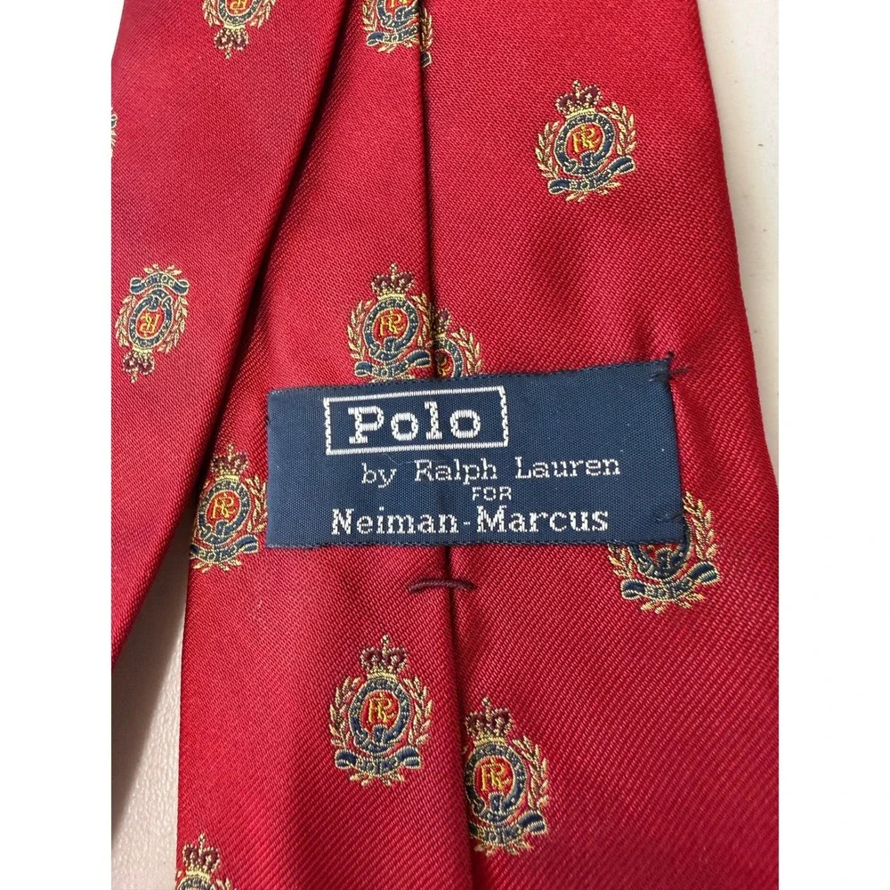 Polo Ralph Lauren Neiman Marcus VTG Mens Red Silk Crest Emblem Necktie USA Made